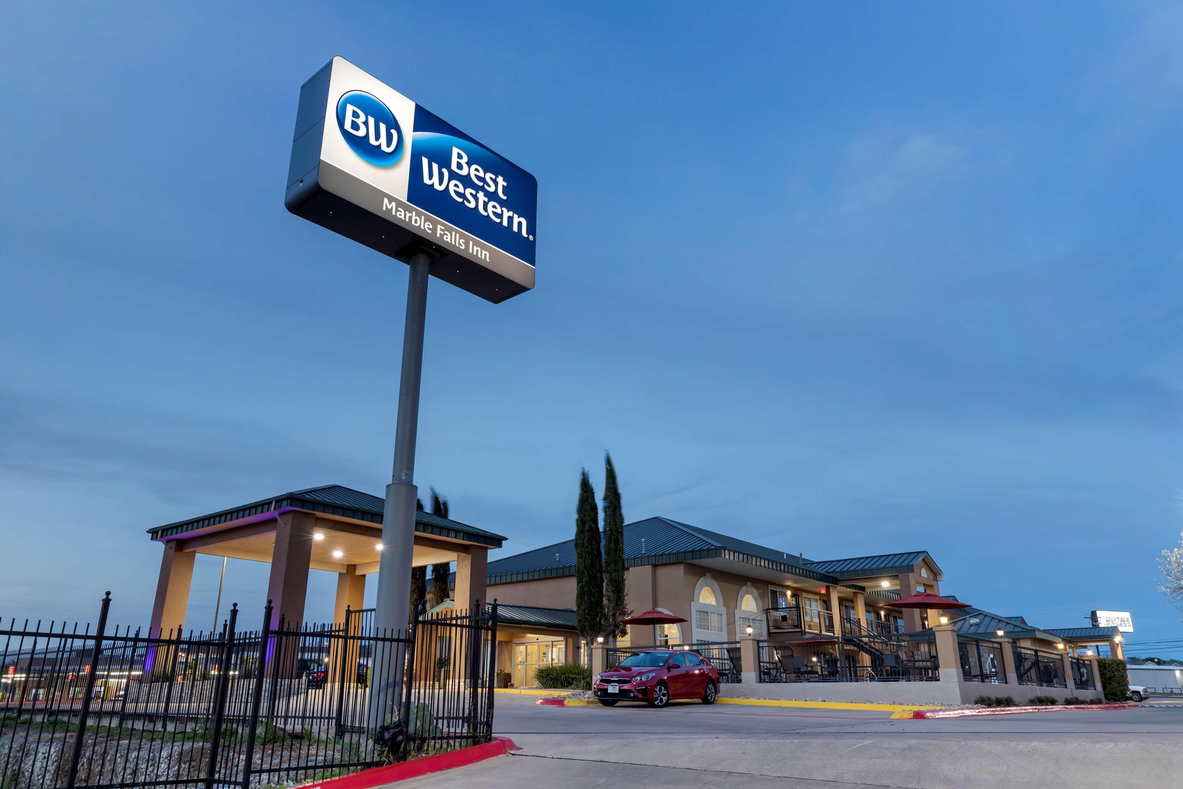 Best Western Marble Falls Inn Bagian luar foto